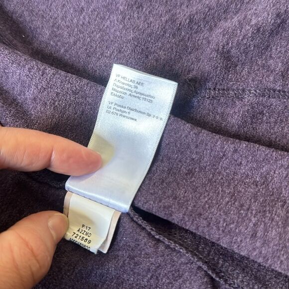 The North Face Fave Purple Full Zipper Women's Hooded Jacket - Picture 7 of 13